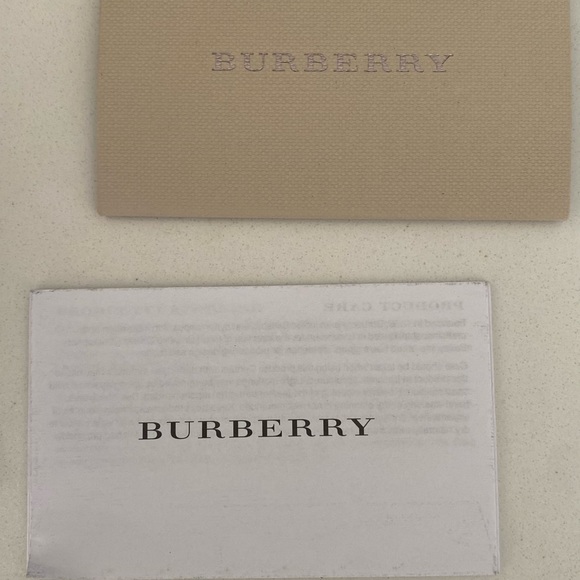 Burberry original woman shoes,  American size 7.5 - Picture 3 of 9